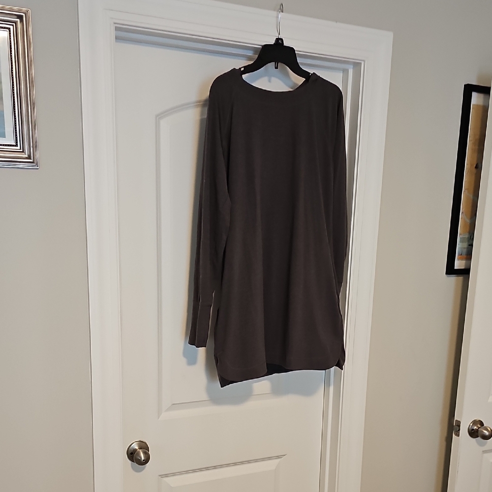 Tek Gear Dark Gray Long Sleeve Shirt